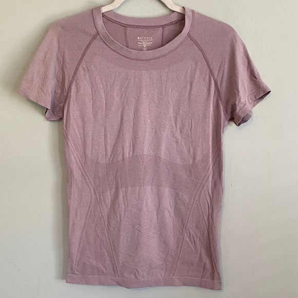 Athleta Tops - Athleta Women’s Light Purple Short Sleeve Athletic Tee Size Medium Top